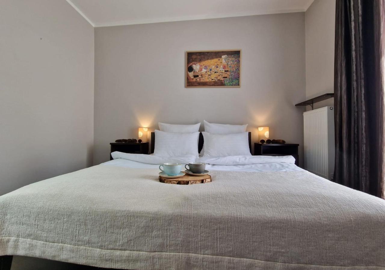 Hotel Grzegorzewski Tuszyn Kültér fotó