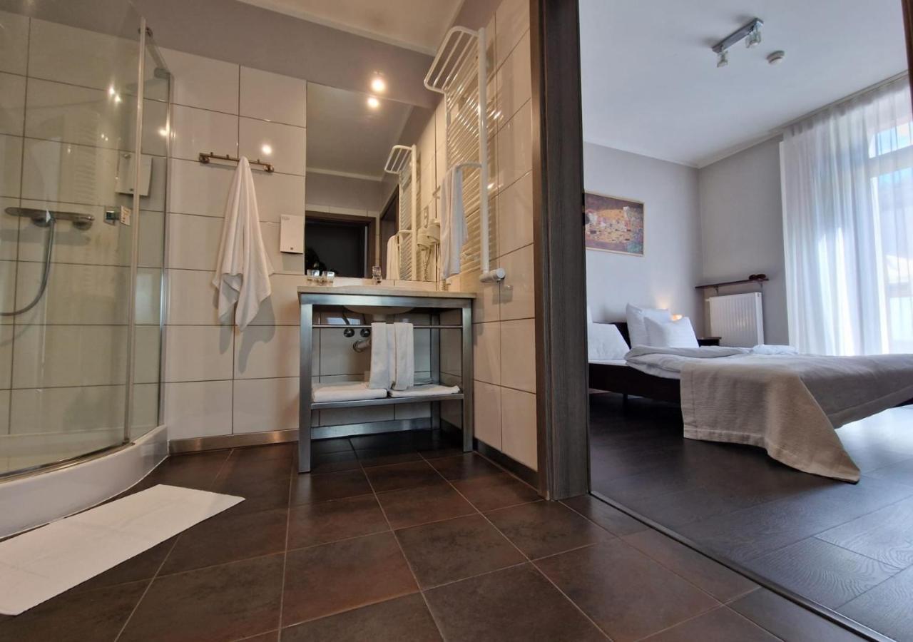 Hotel Grzegorzewski Tuszyn Kültér fotó