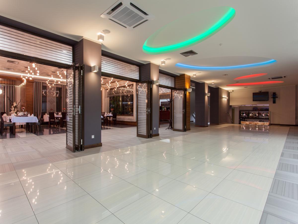 Hotel Grzegorzewski Tuszyn Kültér fotó
