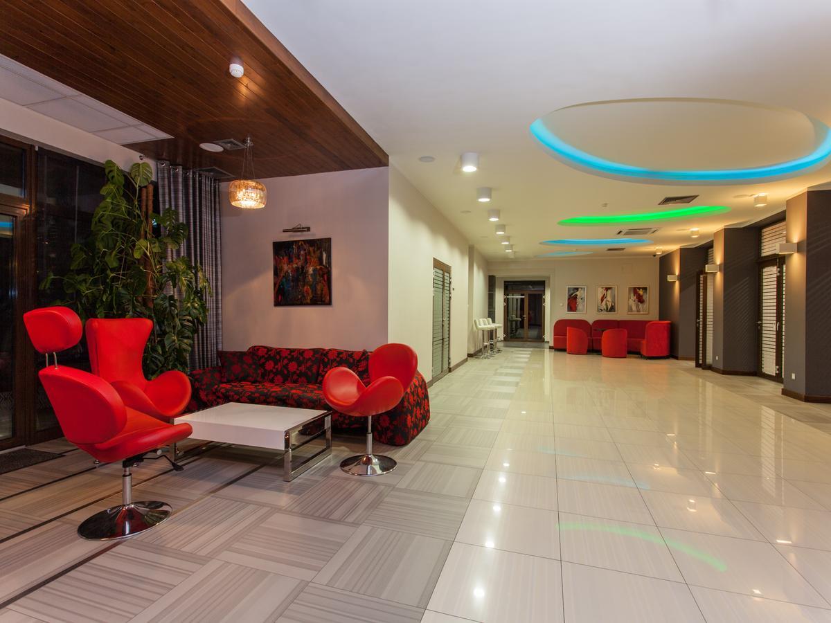 Hotel Grzegorzewski Tuszyn Kültér fotó
